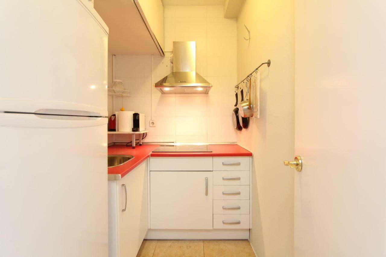 Cosy Apartment Prado Museum Мадрид Екстер'єр фото