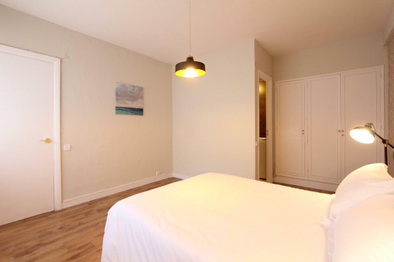 Cosy Apartment Prado Museum Мадрид Екстер'єр фото